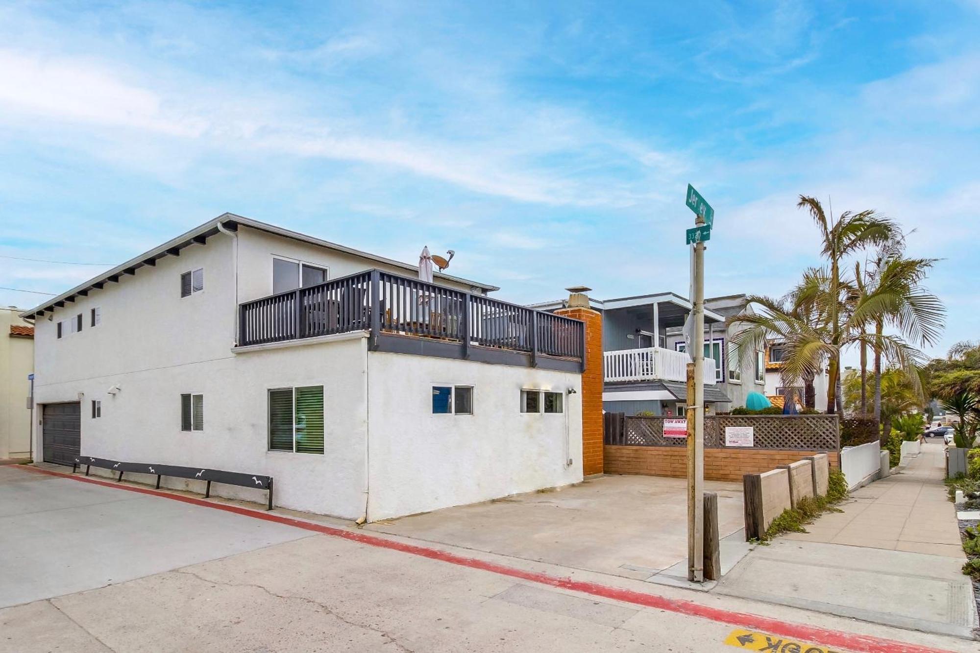 Oceancatcher: Mission Beach Retreat With Ocean View Holiday home *